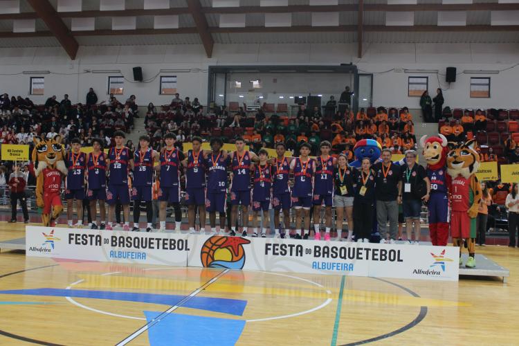 Sub16 Masculinos fazem história e conquistam um inédito 2.º lugar na Festa do Basquetebol Juvenil 2026